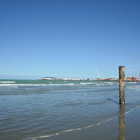 The Ocean Breeze Cbd Bed and Breakfast Timaru Eksteriør billede