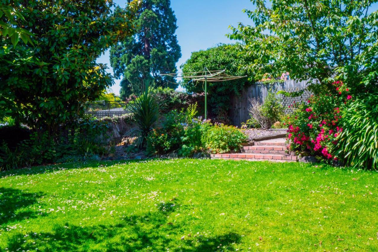 The Ocean Breeze Cbd Bed and Breakfast Timaru Eksteriør billede