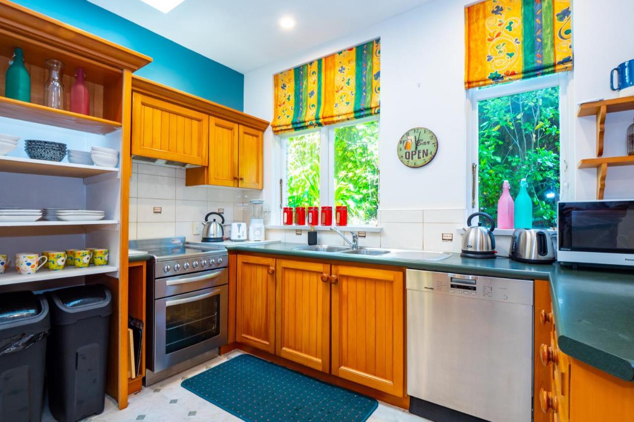 The Ocean Breeze Cbd Bed and Breakfast Timaru Eksteriør billede