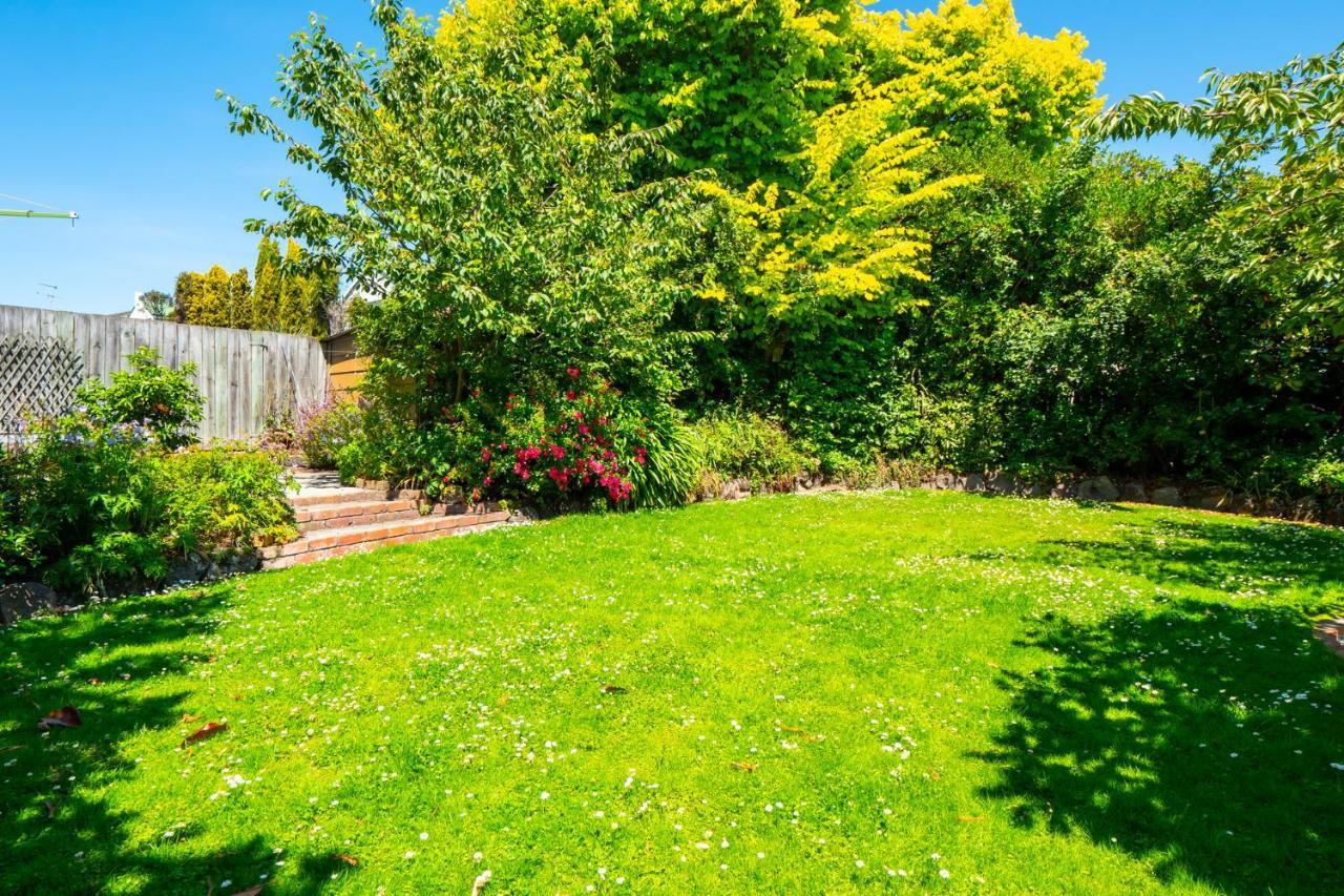 The Ocean Breeze Cbd Bed and Breakfast Timaru Eksteriør billede